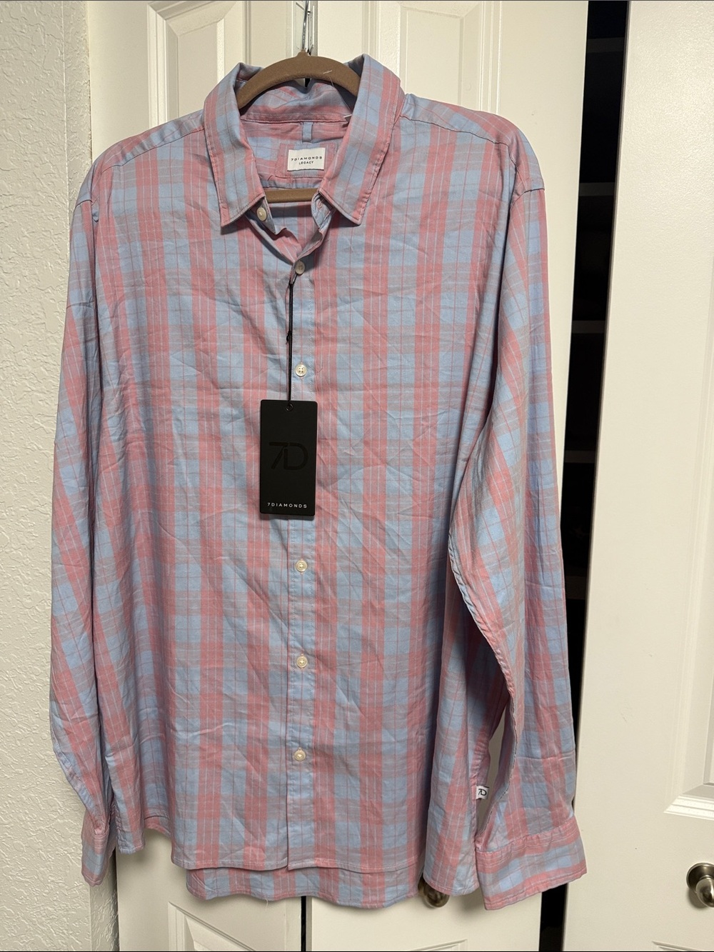 7 Diamonds Pink & Light Blue Plaid Long-Sleeve Button-Down Shirt